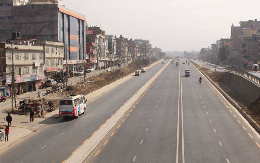 विहिबारदेखि आवत-जावतमा थप कडाईः पास भएपनि अर्को जिल्लामा जान नपाइने