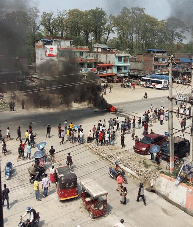 चर्कियो रिना हत्याकाण्ड, स्थानीय र प्रहरीबीच झडप, अश्रुग्यास प्रहार