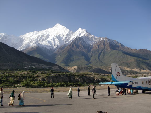 पोखरा-जोमसोम मार्गमा हवाई यात्रुको सङ्ख्या घट्दो
