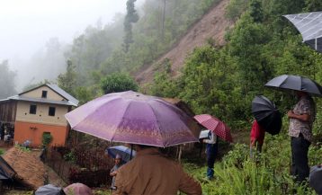 बाढीका कारण प्रदेश १ मा नौं को मृत्यु, सात बेपत्ता