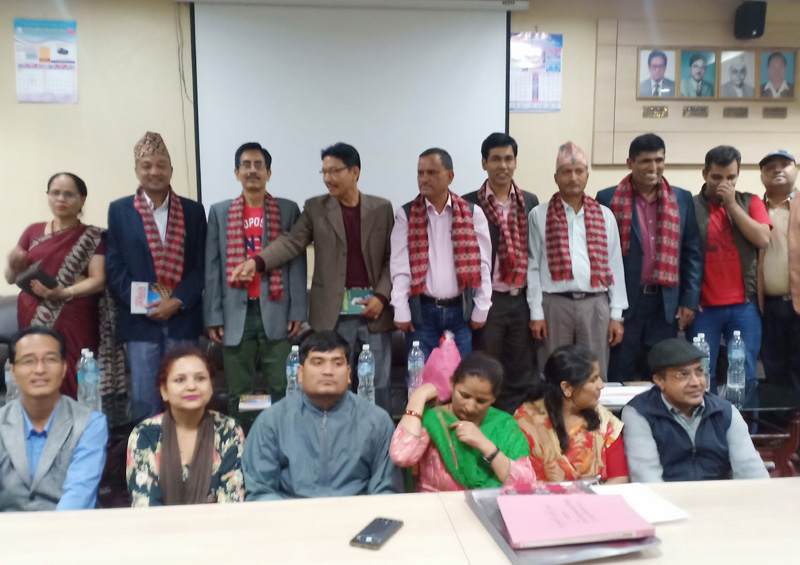 विधुतकर्मी साहित्यिक समाजद्वारा शुभकामना आदानप्रदान तथा गजल मुशायरा कार्यक्रम सम्पन्न