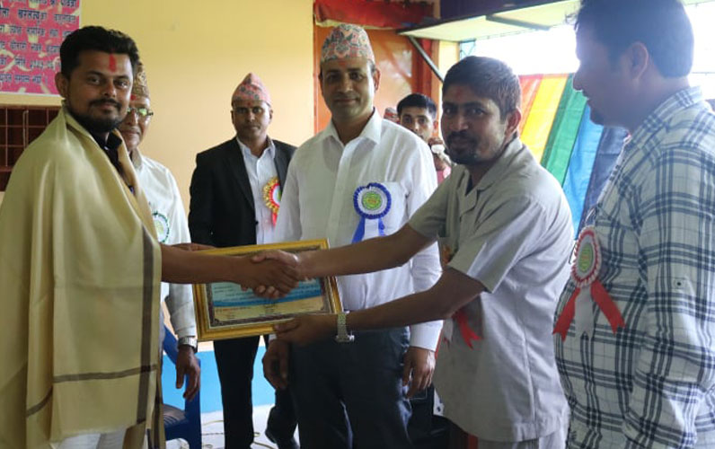 ऐक्यवद्धताका पत्रकार वाग्ले सम्मानित