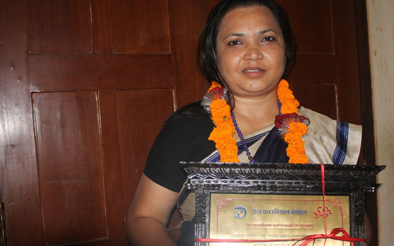 ऐक्यबद्धताकी सम्पादक मीना शर्मालाई युवा पत्रकारिता पुरस्कार
