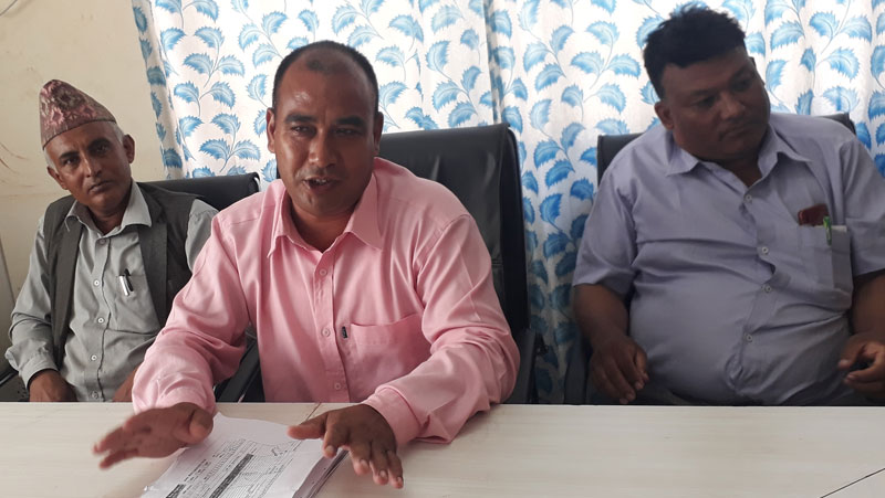 ‘नुवाकोटमा तस्करहरुका धन्दा रोकिएपछि ‘पुल बेचेको’ आरोप’