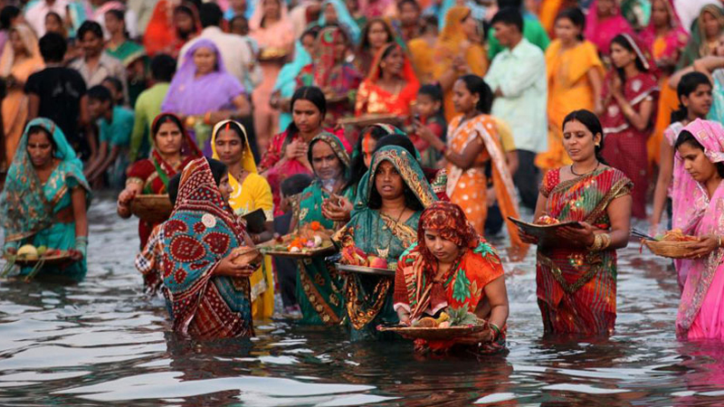 छठपर्व शुरु भएसँगै डोम समुदायमा खुशीयाली