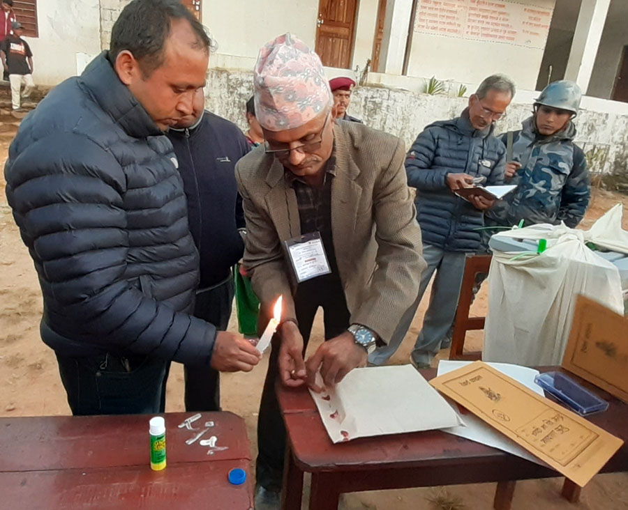 कास्कीमा निर्वाचन सम्पन्न, मतगणना रातिदेखि शुरु हुने