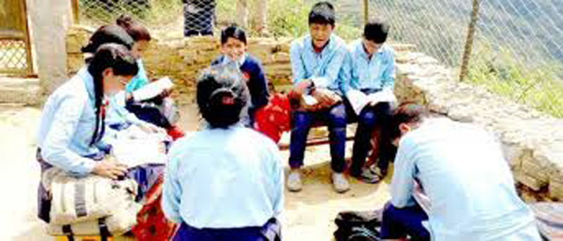 महिनावारी हुँदा कोठाबाहिरै कक्षा ?