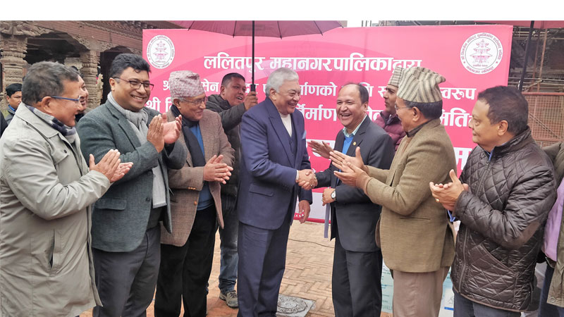 हिमालयन बैंकद्धारा मन्दिर पुनर्निर्माणका लागि आर्थिक सहयोग
