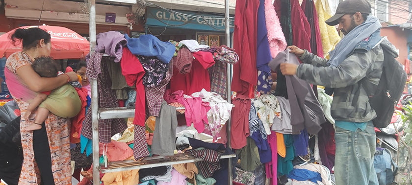 कपडा बैंकमा नै कपडा अभाव , रित्तो हात फर्किदैँ सर्वसाधारण