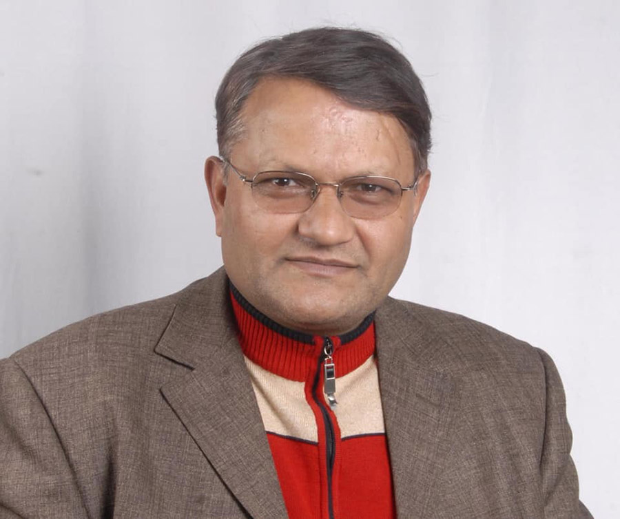 मेडिकल काउन्सिल रजिष्ट्रारमा डा अधिकारी