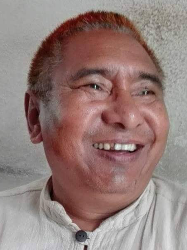 कविता : तिम्रो आँखामा लाज