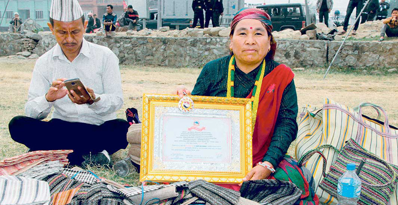 सिस्नुले दिलायो चित्रकलीलाई प्रदेश रत्न