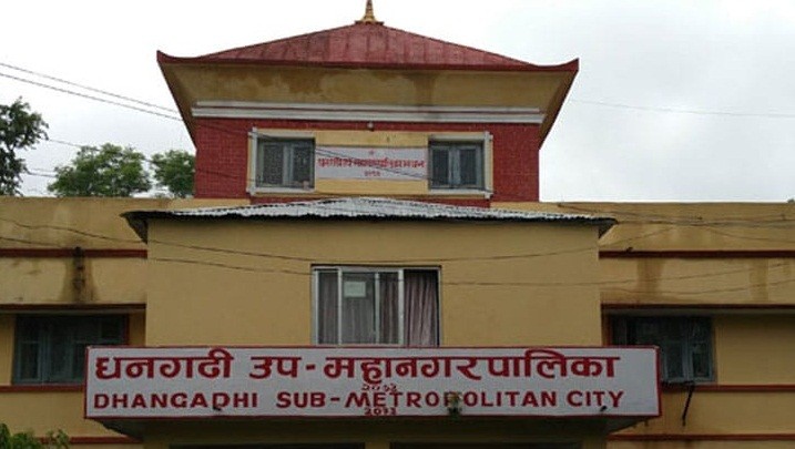 कोरोनाबाट जोगिन भन्दै विद्यालय बन्द गर्ने धनगढी उपमहानगपालिकाको निर्णय