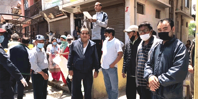 राहत वितरणलाई प्रभावकारी बनाउन खट्दै अनिल शर्मा