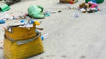 सडकमा फोहर फ्याँक्नेमाथि जरिवानासँगै सार्वजनिक मुद्दा चलाउँदै महानगर