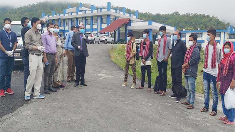 आज ३२ जनाले कोरोनालाई जितेर घर फर्किए, निको हुनेको संख्या ३६५ पुग्यो