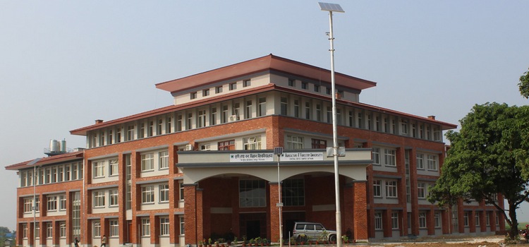 विश्वविद्यालय पदाधिकारी विहिन, सभा अन्योलमा