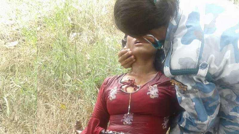 पुलबाट हाम फालेकी अधिकारीलाई एपिएफ टोलीले बचायो