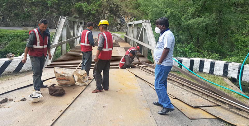 देशभरमा एक वर्षमा लक्ष्यको ७० प्रतिशत पुल निर्माण कार्य सम्पन्न