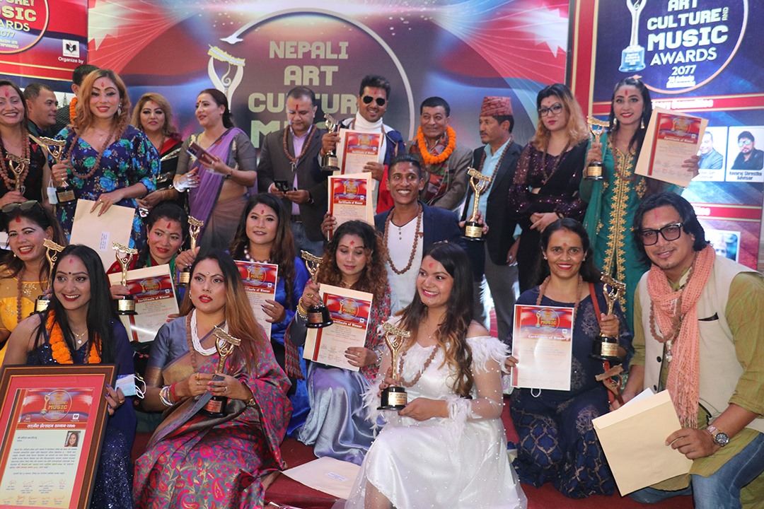 नेपाली आर्ट कल्चर एण्ड म्यूजिक अवार्ड सम्पन्न, ६२ विधाका स्रष्टा र सिर्जना सम्मानित