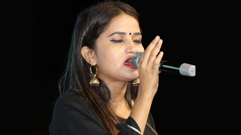 ‘तिमीनै मेरो संसार’ लिएर आइन् एलिना चौहान (भिडियो सहित)