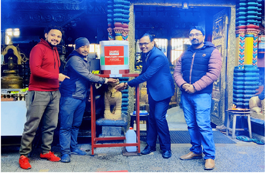 प्रभु क्यापिटलद्धारा गणेशस्थान मन्दिरमा अटोमेटिक सेनिटाईजर मेशिन सहयोग