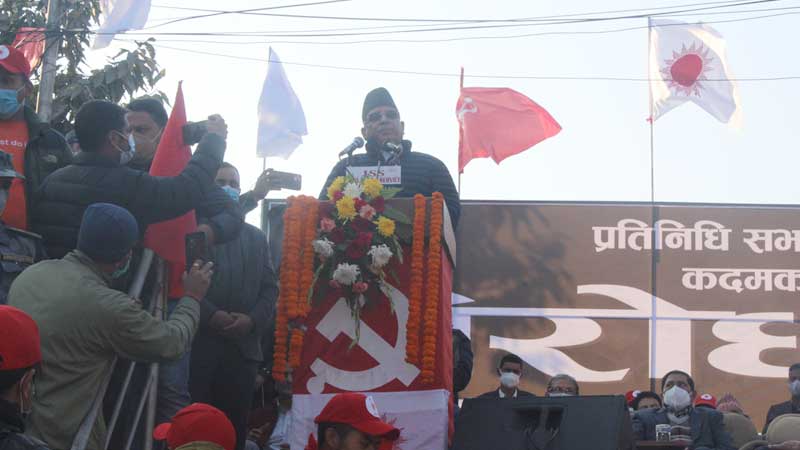 निरंकुश तानशाह ओली आफै बिघटीत-प्रचण्ड