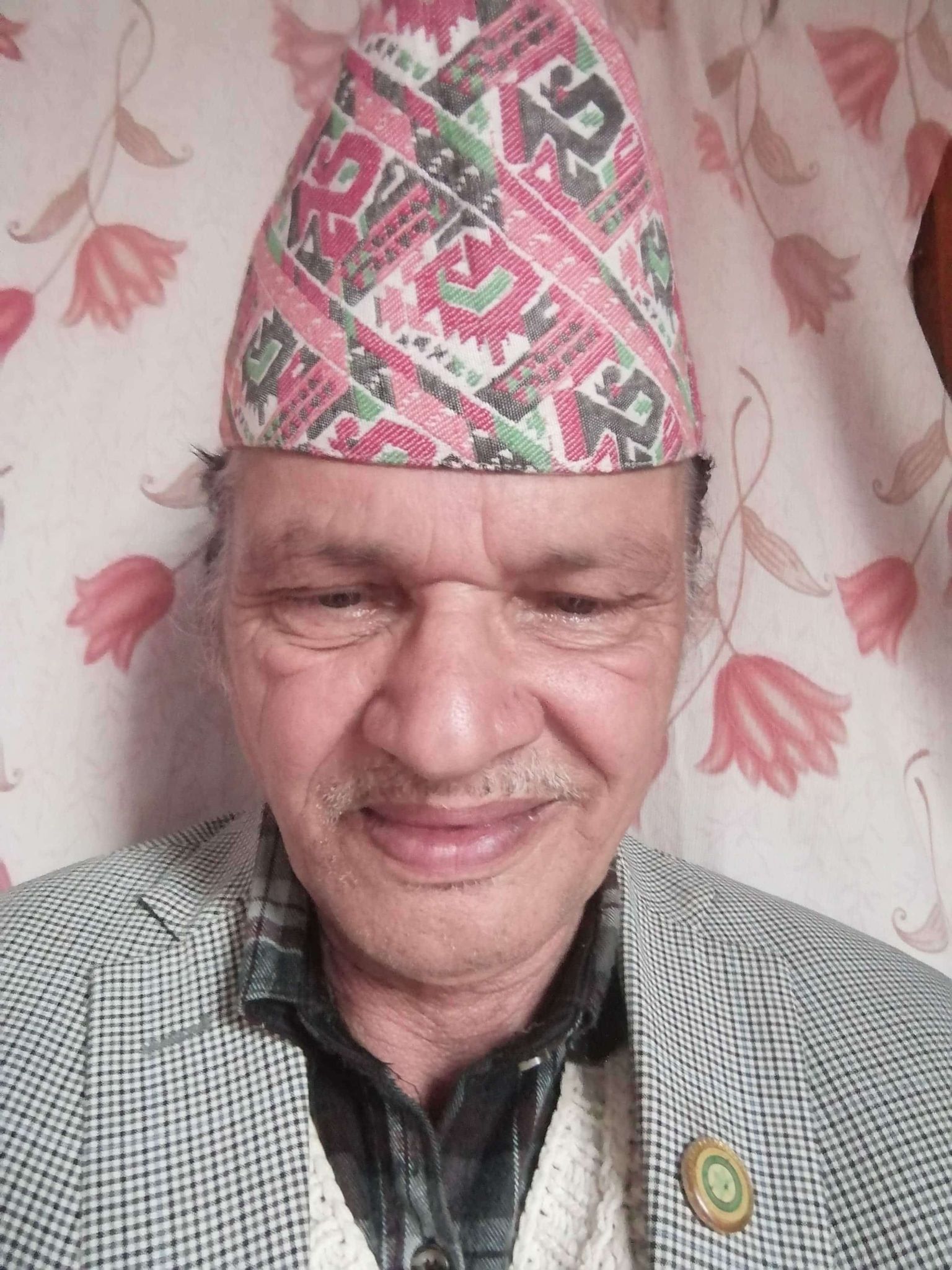 कविताः मरेका मर्यै छन्