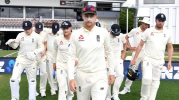 पहिलो टेस्ट इंल्याण्ड ७ विकेटले विजयी, जो रुटले बनाए नयाँ किर्तिमान