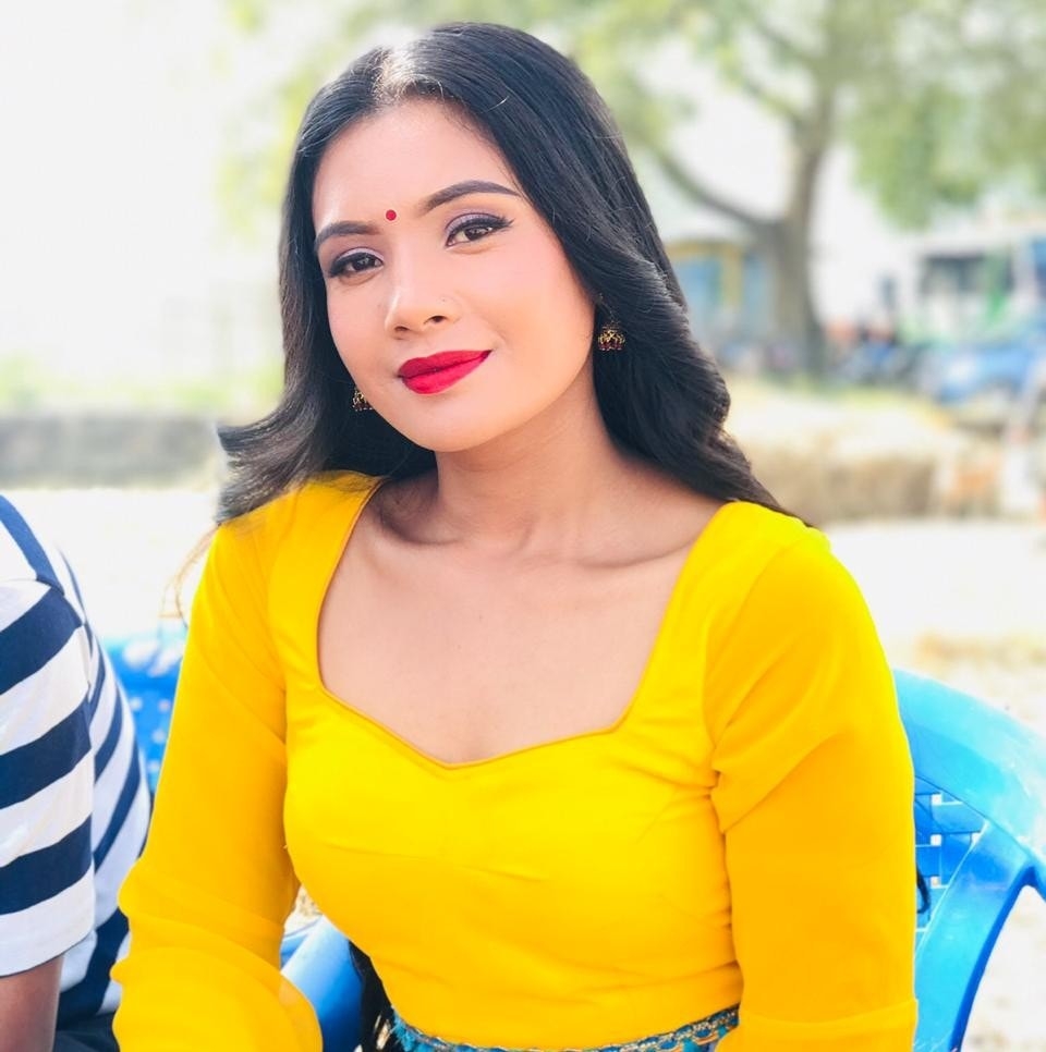 लक्ष्मी वर्देवा र जीवन भट्टराईको ‘सुन्तलाको फूल’ सार्वजनिक, (भिडियो)