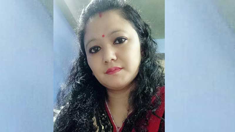 कविता : उमेरका रङ्ग : समयका फिताहरुमा