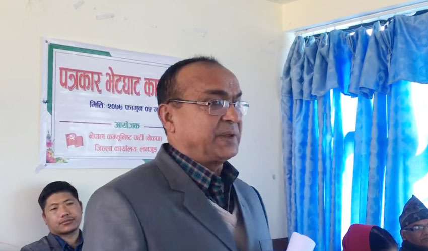 लमजुङमा ओली पक्ष छोड्नेको लर्को, ऋषिकेश घिमिरेको नेतृत्वमा २३ नेताकार्यकर्ता प्रचण्ड–नेपाल पक्षमा