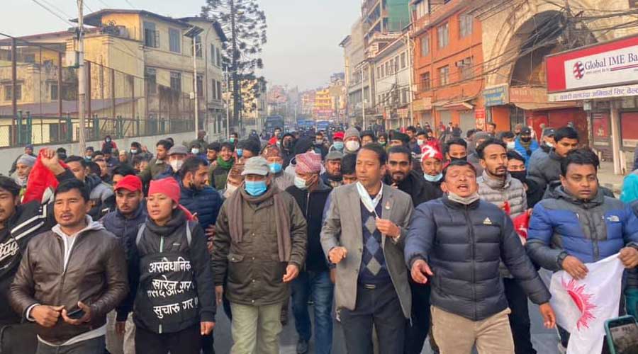 नेकपाको प्रचण्ड-माधव समुहद्धारा आयोजित आम हड्ताल (हेर्नुहोस् तस्बिरमा)