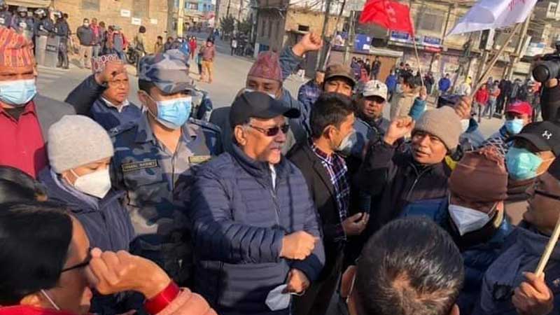 जुलुशमा सहभागी भएका अध्यक्ष प्रचण्डले भने-जनताको आन्दोलन भएकोले जनताले साथ दिनेछन् (हेर्नुहोस् भिडियोमा)