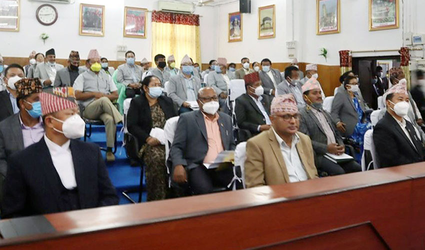 प्रदेश सभा बैठक बस्दै, अविश्वासको प्रस्ताव टेबुल गराउने तयारी