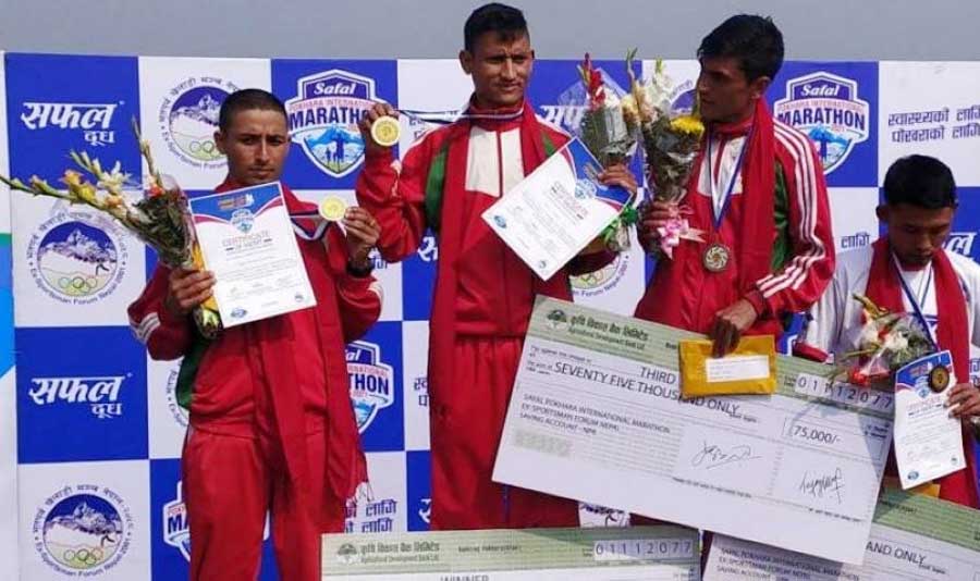 सेनाका राजन रोकायाले जिते पोखरा अन्तर्राष्ट्रिय म्याराथनको उपाधि