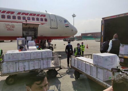 नेपाल आइपुग्यो कोभिड–१९ विरुद्धको १० लाख डोज खोप