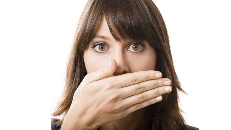 महिलाहरुले आफ्ना पार्टनरलाई कहिल्यैै पनि भन्दैनन् यी पाँच कुरा