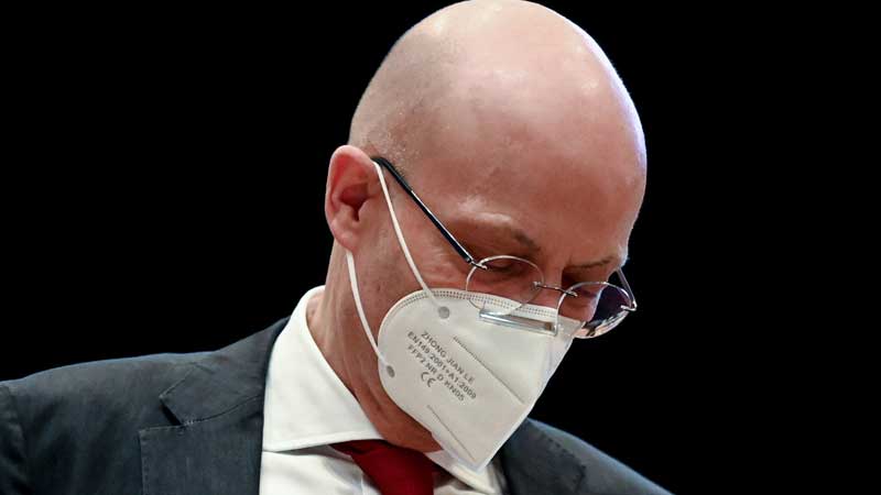 कोरोनाको खोप लगाएका जर्मनीका मेयर नगर काउन्सिलद्धारा निलम्बित