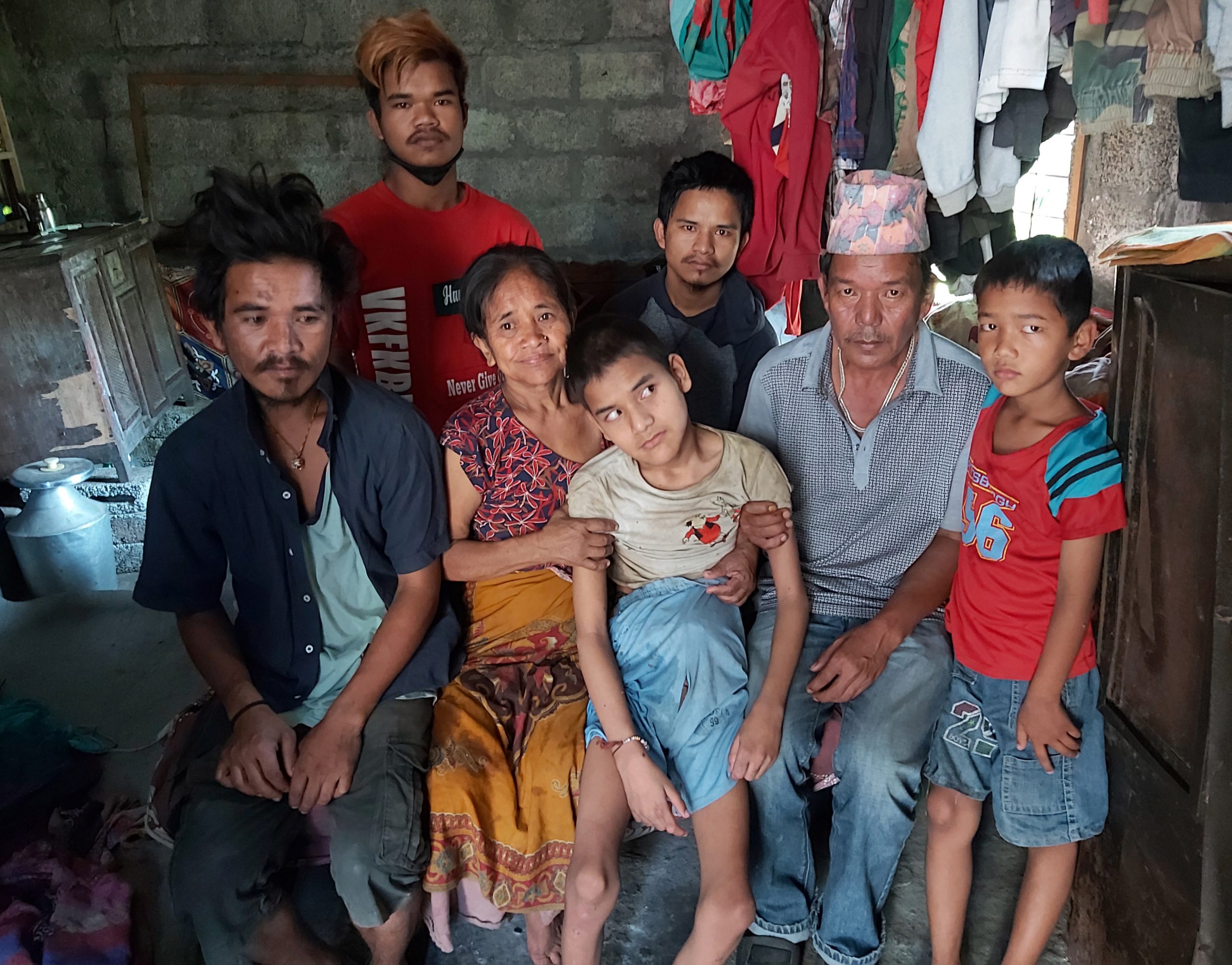 महामारीमा अपाङ्गता परिवारलाई रोगभन्दा भोकको चिन्ता