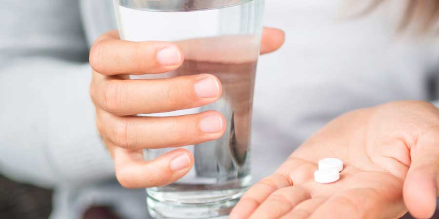 कोरोना संक्रमित भएका बेला नियमित औषधि नछुटाउन सुझाव