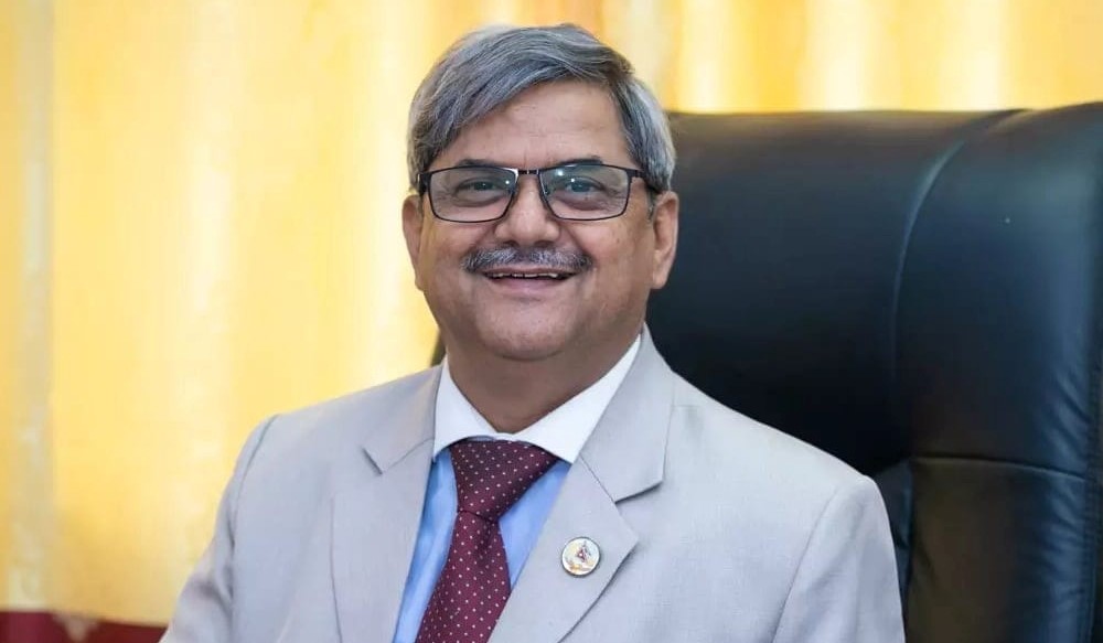 सरकार सर्वोच्चलाई पनि हेप्न खोज्दैछ – सांसद विडारी