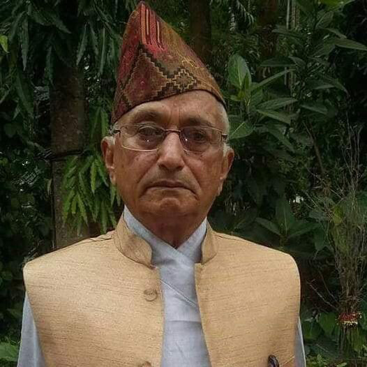 साहित्यकार ओलीलाई दीर्घ साहित्य सेवा पुरस्कार प्रदान