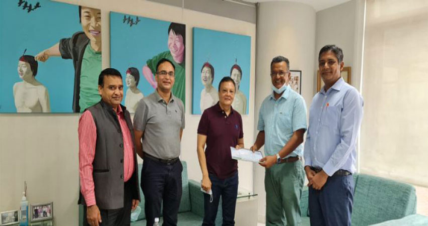 हिमालयन बैंक र नेपाल वन पैदावार उद्योग बीच ब्यवसायीक सम्झौता