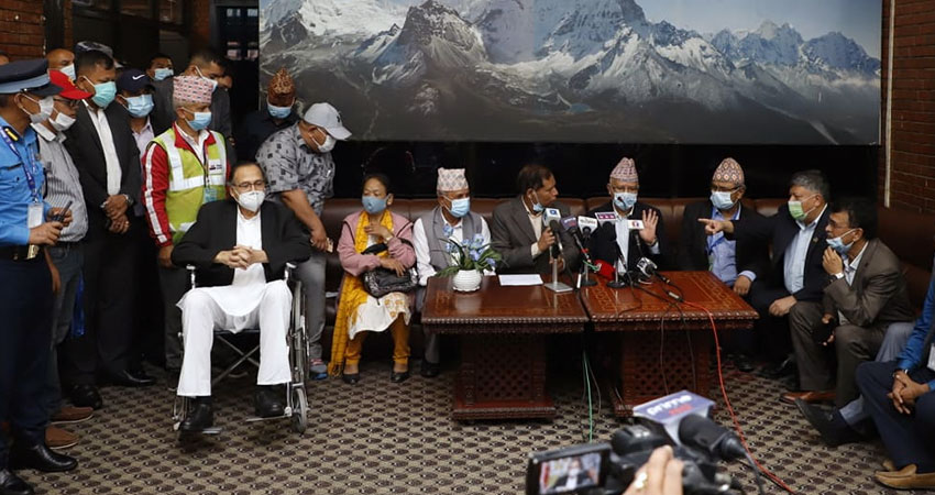 कुनै कार्यकारी भूमिकामा नबस्ने झलनाथ खनालको घोषणा