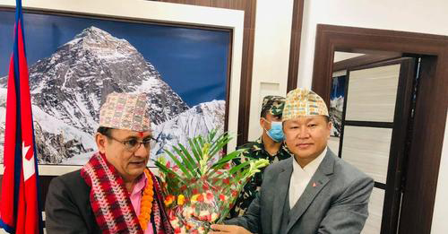 मुख्यमन्त्री ६ दिनमै अल्पमतमा परे आचार्य, राजीनामा दिन उठ्यो माग