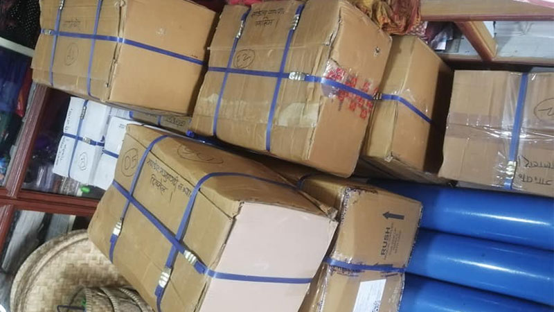 खोटाङ समाज हङकङले पठायो जिल्लाका लागि ९ लाख बढीको स्वास्थ्य सामग्री सहयोग