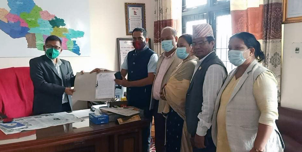 लुम्बिनीका मुख्यमन्त्रीविरुद्व ३४ सांसदको हस्ताक्षरसहित अविश्वास प्रस्ताव दर्ता (प्रस्तावसहित)