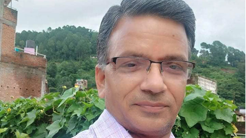 कविताः मान्छे बनौं है सब