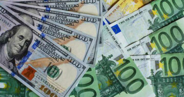 आजको बजारमा विदेशी मुद्राको भाउ : डलर स्थिर, युरो र पाउण्ड बढ्यो